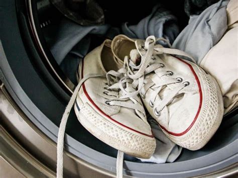 can vans go in washing machine.